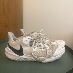 Nike Cream and Black Volleyball Shoes